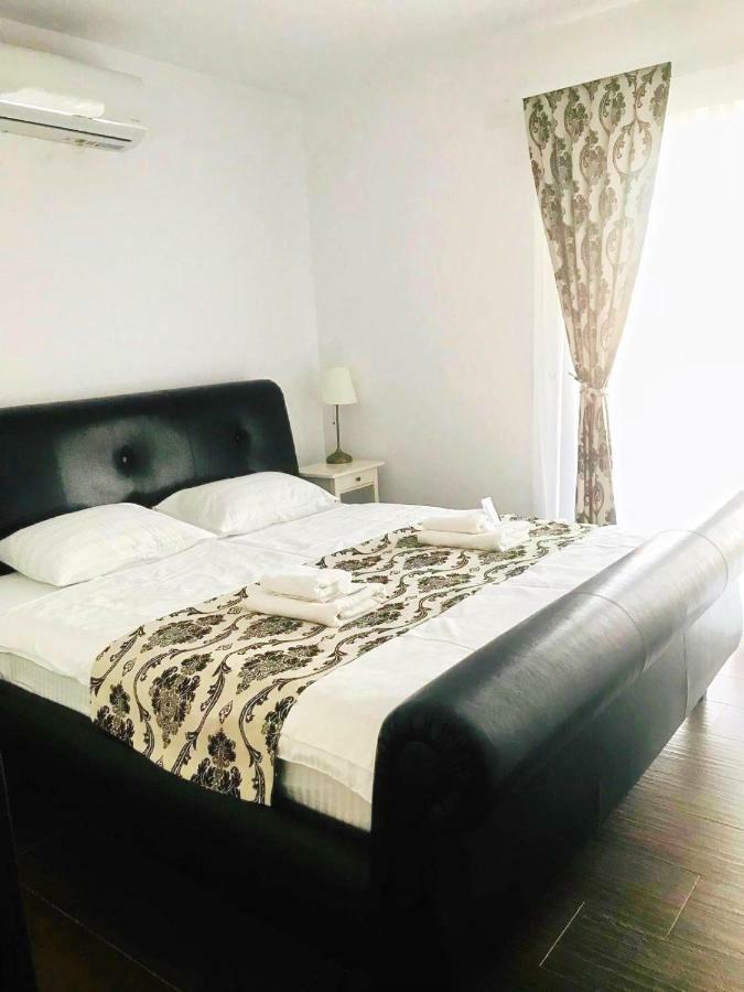 Villa Residence Sînmartin Kültér fotó