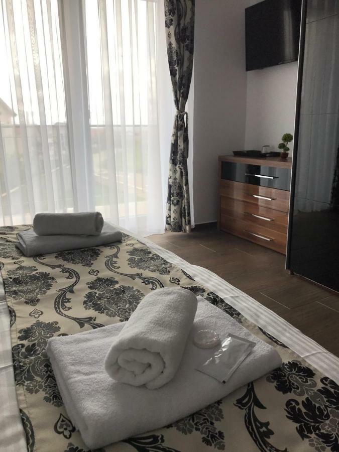 Villa Residence Sînmartin Kültér fotó